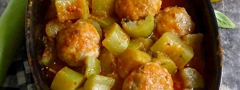Polpette in umido con zucchine (Morbide e Golose): ricetta passo passo